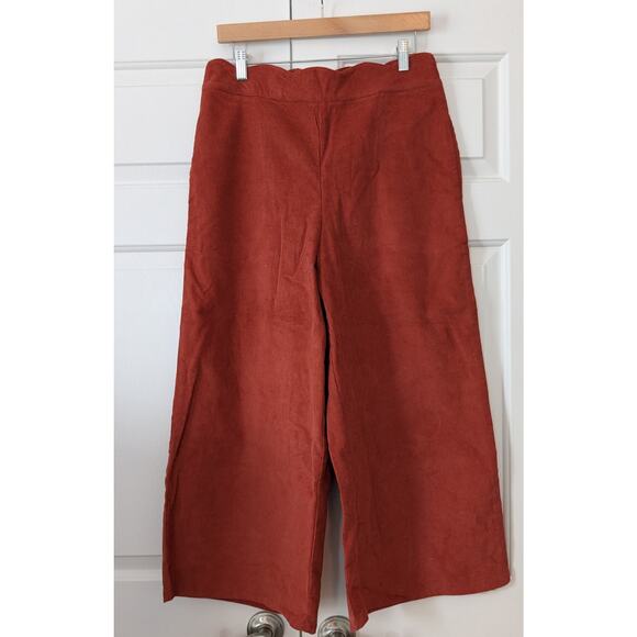 eee:some Wide Leg Cropped Scalloped Corduroy Pants - Picture 1 of 6